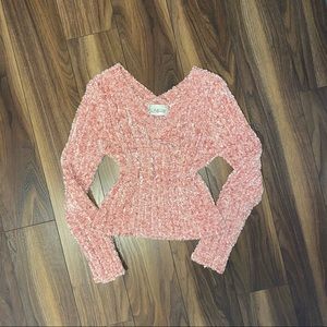 Adorable pink knit by TWO ROADS 💖